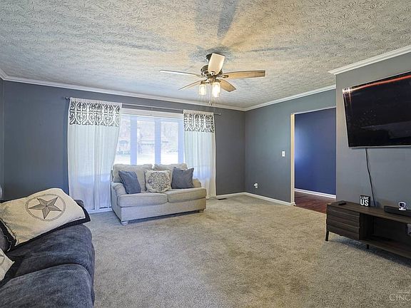5th image of 5920 Embassy Dr