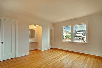 5th image of 3709 N 30th St