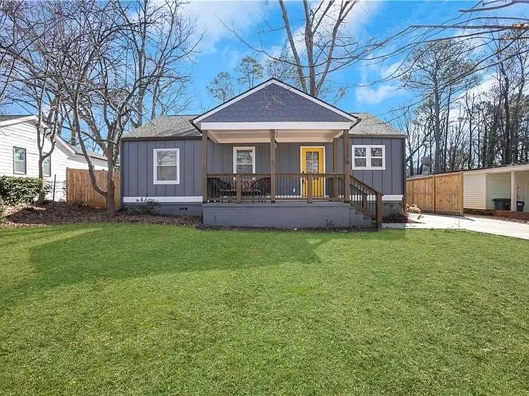 1770 Crestridge Dr SE — Photo 1