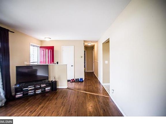 3rd image of 3213 67th Ave N