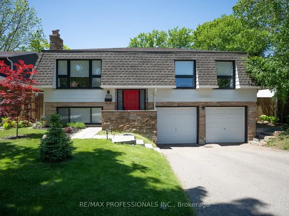 3125 Riverview St, Oakville, ON L6L 5J6