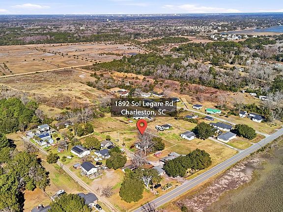 2nd image of 1892 Sol Legare Rd