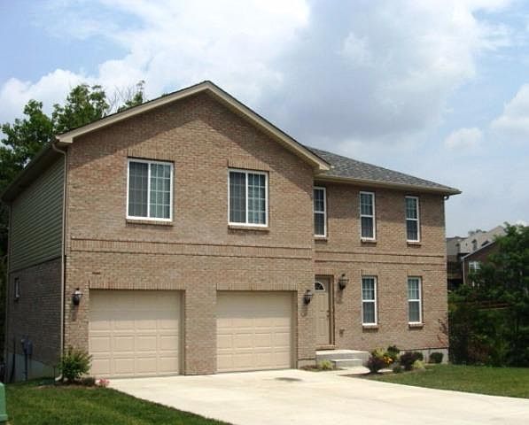 1st image of 2728 Parkerridge Dr