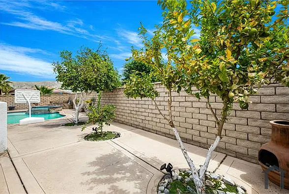 37590 Severn Pl — Photo 8