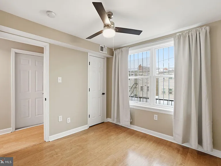 1710 W Virginia Ave NE #202 — Photo 17