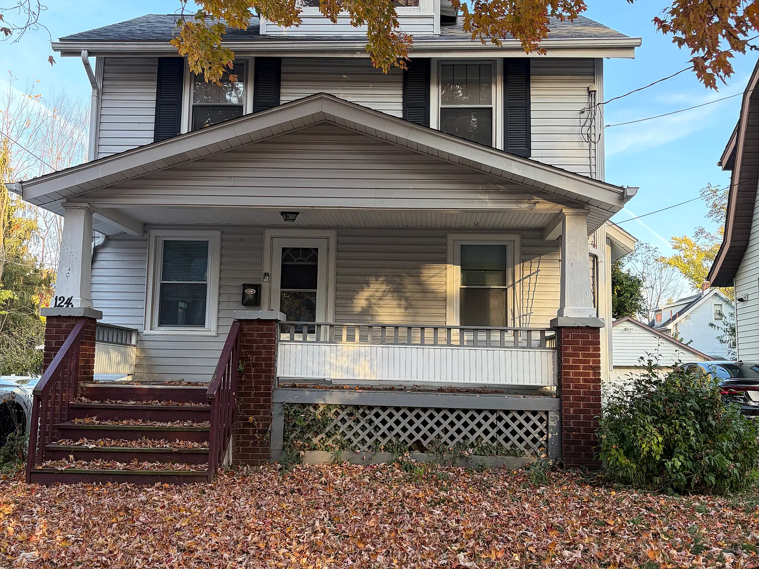 3 bed, 960 sqft, $1,225 — Photo 1