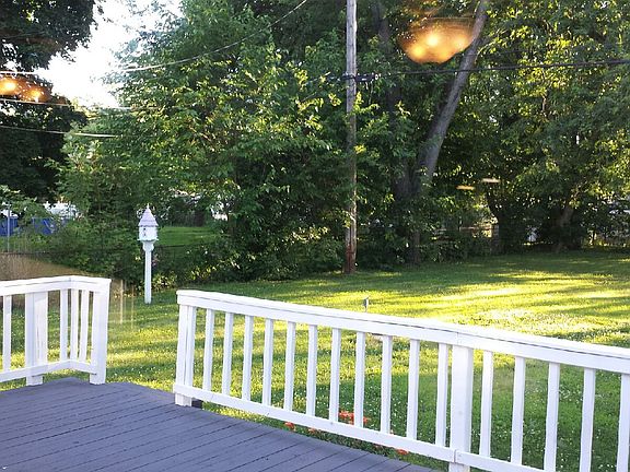 2nd image of 2333 Pauline Dr