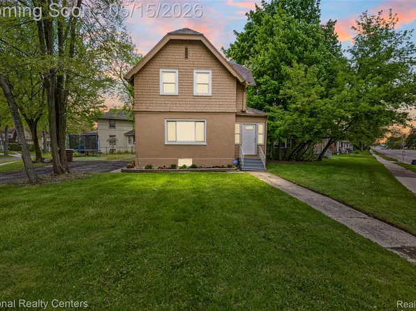 686 N Perry St, Pontiac, MI 48342