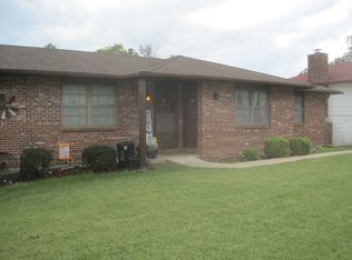 704 Krohn Dr #704, Boonville, MO 65233