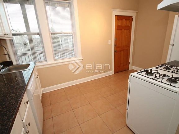2nd image of 3156 W Diversey Ave #2