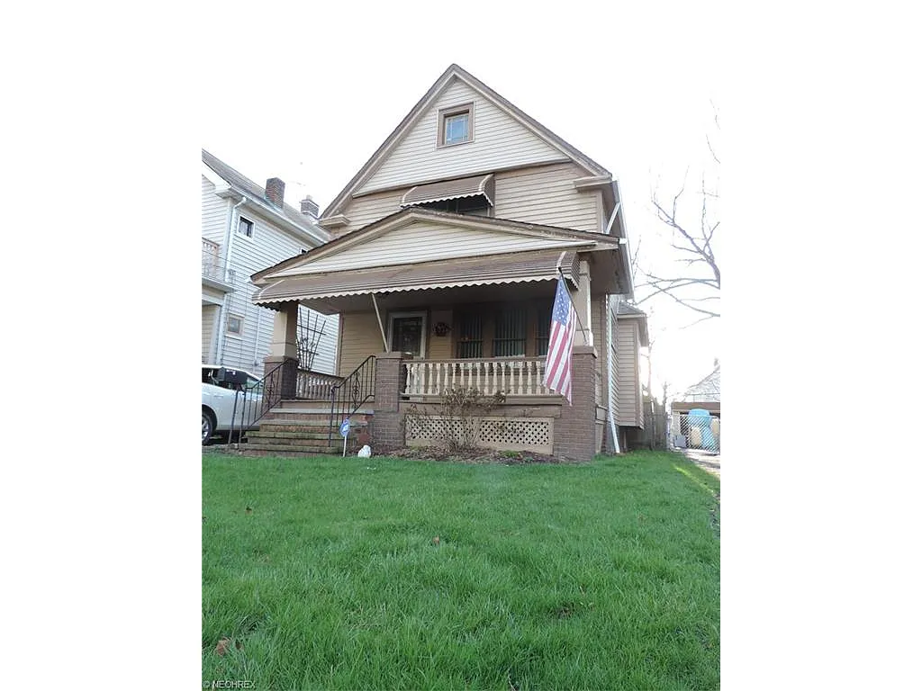 3408 W 88th St photo 1