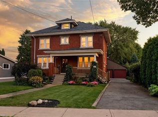 122 Lake Avenue Dr, Hamilton, ON L8G3N4