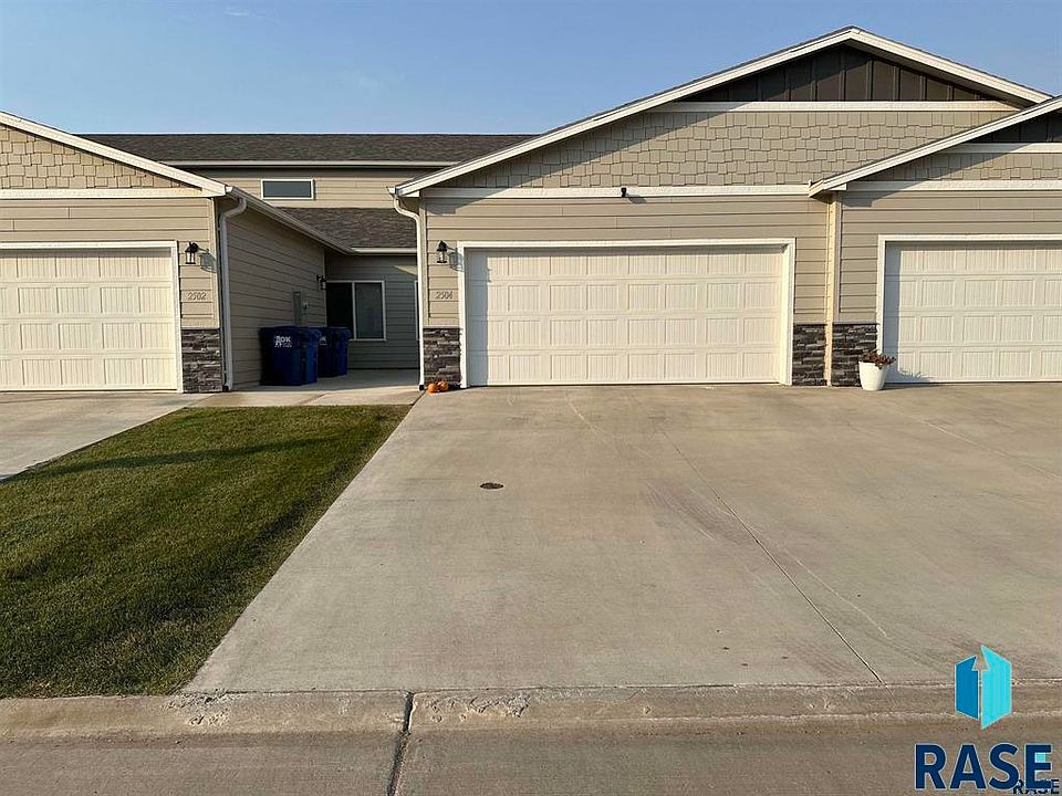 1st image of 2504 E Copalis Pl
