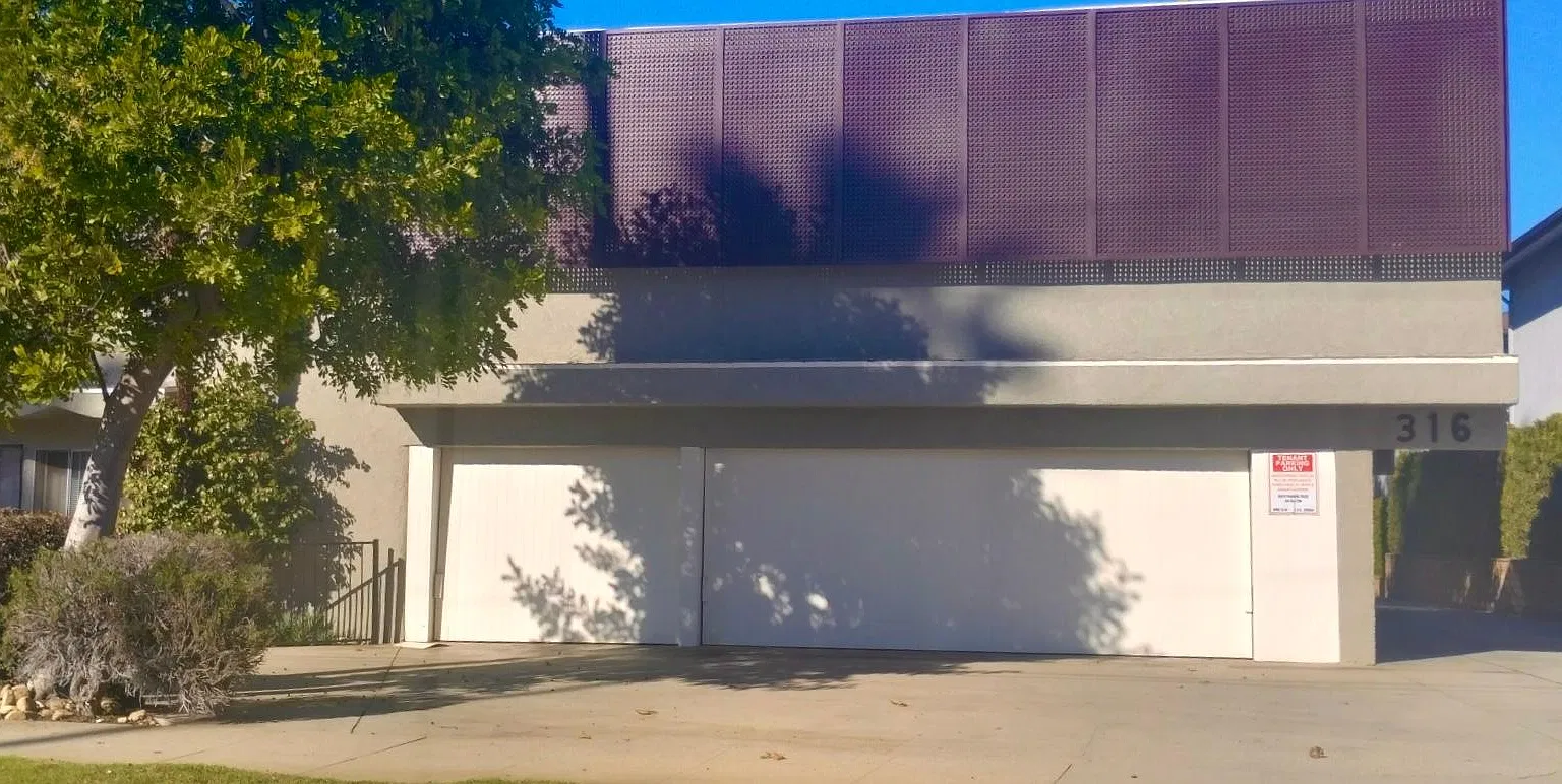 1 bed, 700 sqft, $2,200 — Photo 1