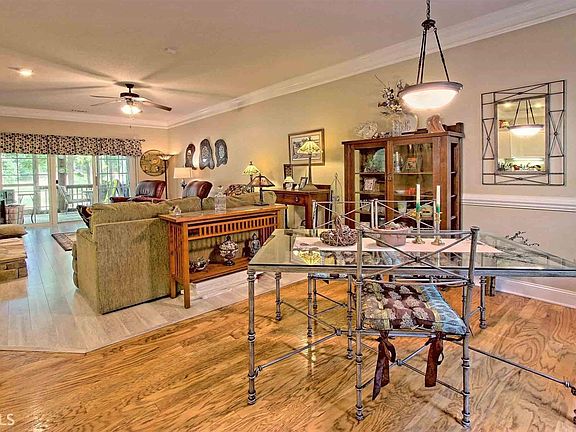 2nd image of 112 Gleneagle Ct Unit 103