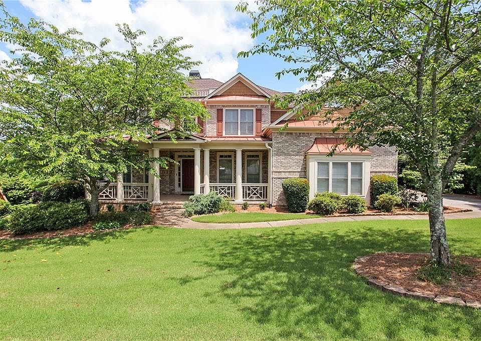 2nd image of 402 Laurel Lynn Way