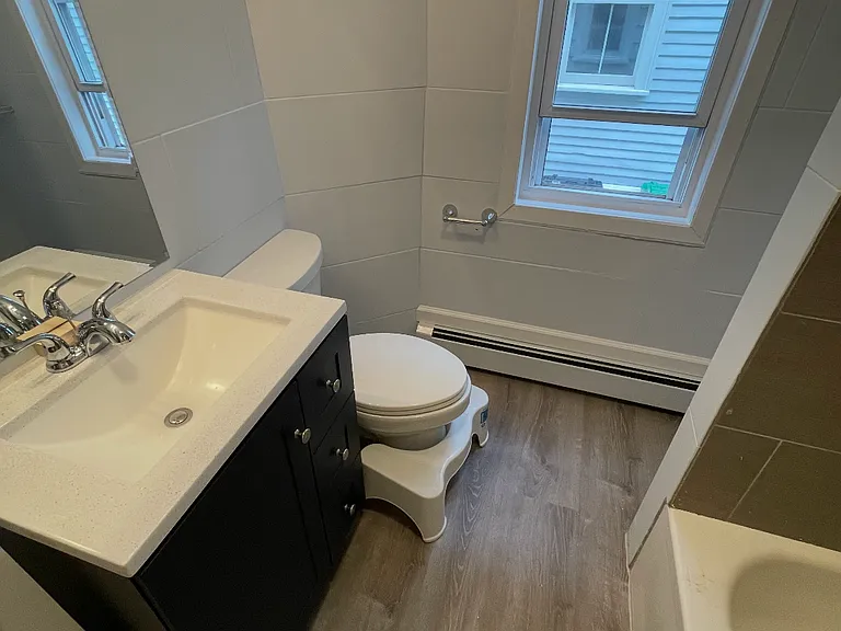 58 Elm St #1 — Photo 10
