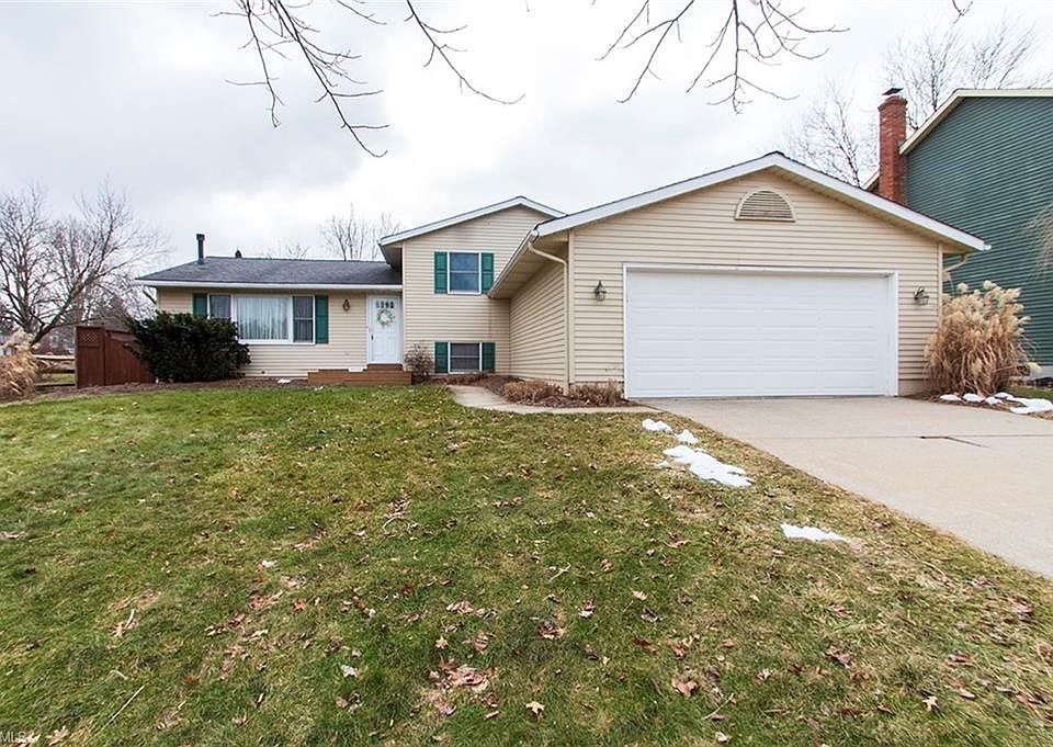1st image of 1016 Brookpoint Dr