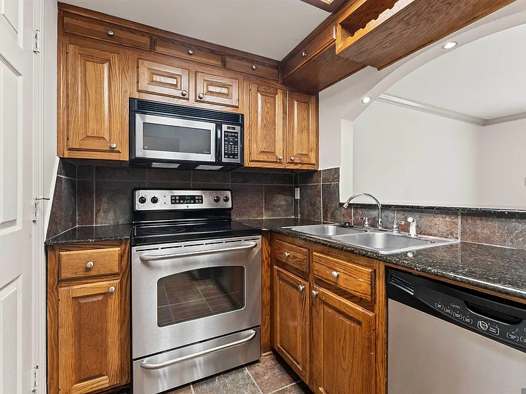 2045 N 3rd St #135 — Photo 5