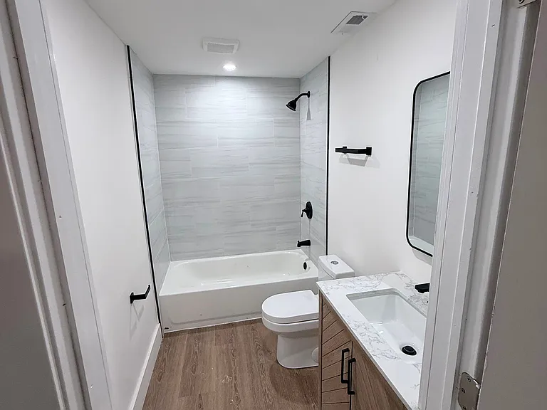 820 N Streeper St #MAIN — Photo 12