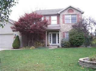 2408 Clarkson Ln, Bloomington, IL
