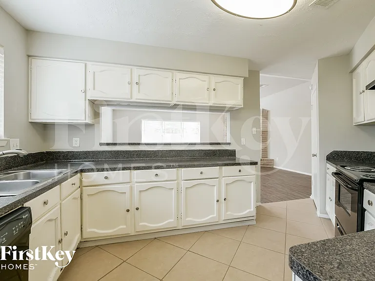 22219 Oakhill Gate Dr — Photo 7