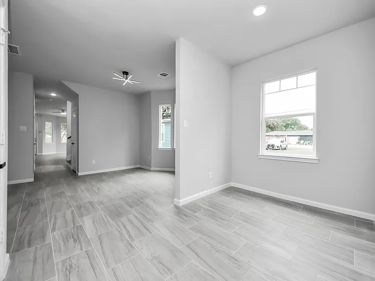 303 S Utah St — Photo 13