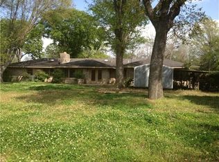 1963 Susan Dr, Greenville, MS 38701