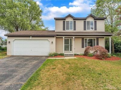 677 Doral Dr, Oxford, MI, 48371