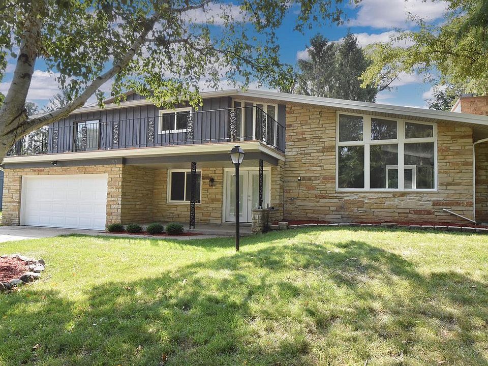 1st image of 9073 North Silver Brook LANE