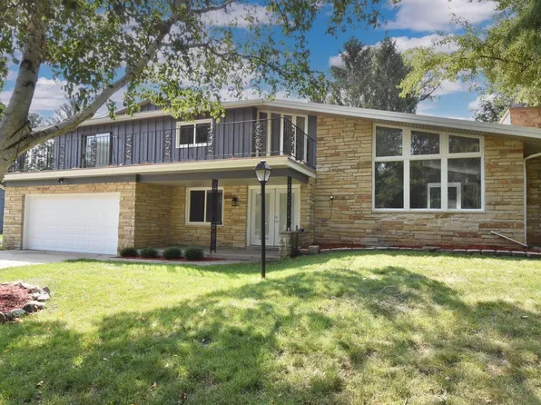 9073 North Silver Brook LANE, Brown Deer, WI 53223