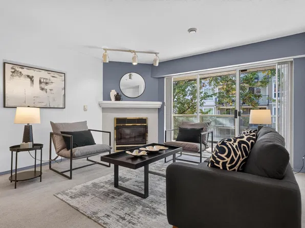5419 201a St #209, Langley, BC V3A 1S7