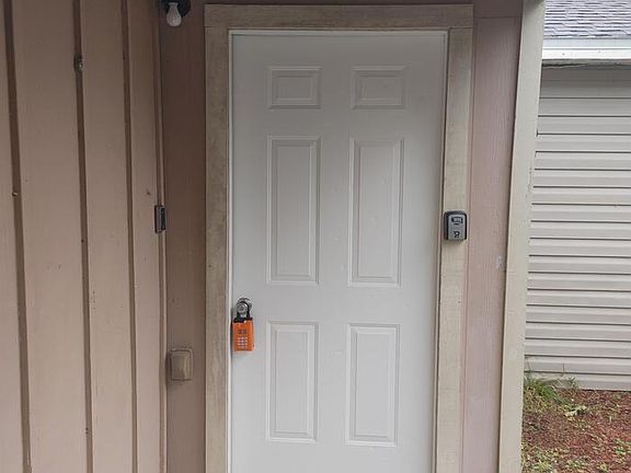 5th image of 2326 E Peachtree St #2