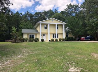 1214 Wilderness Dr, Spring Lake, NC 28390