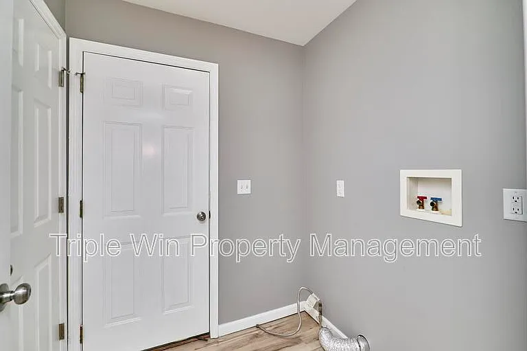4927 Triple Tree Ct — Photo 23