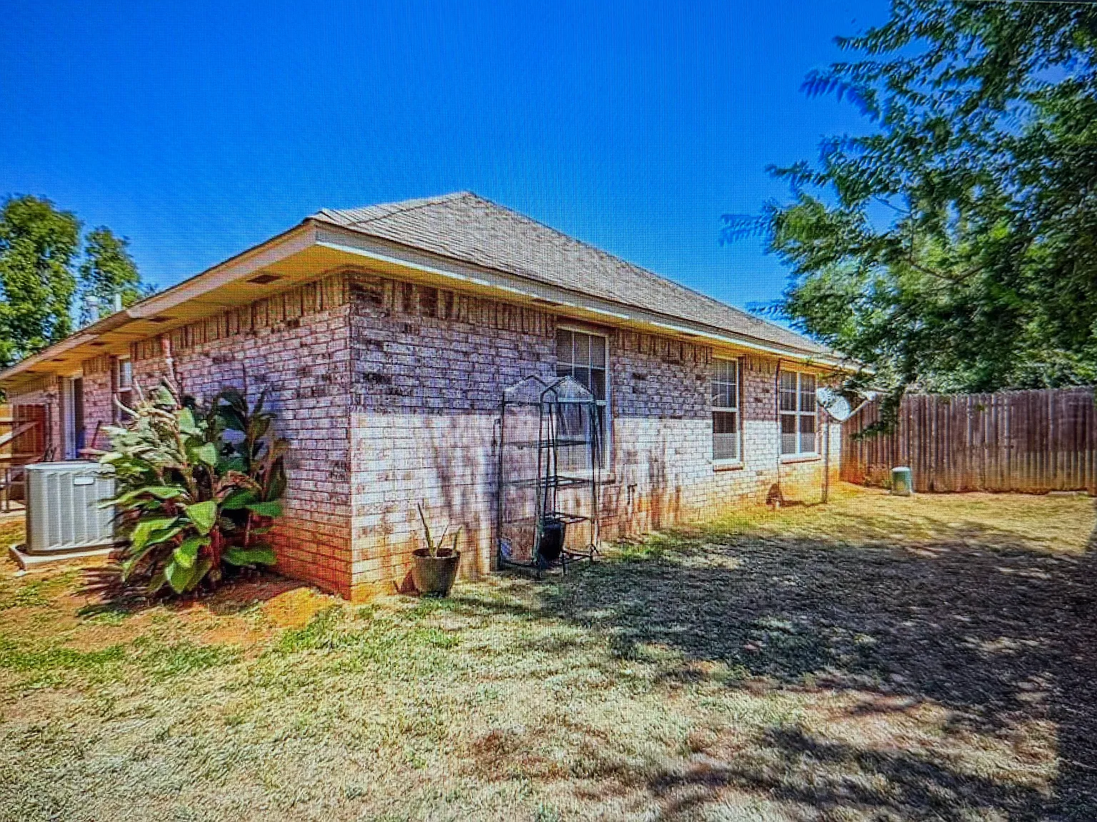 3 bed, 1400 sqft, $1,425 — Photo 4