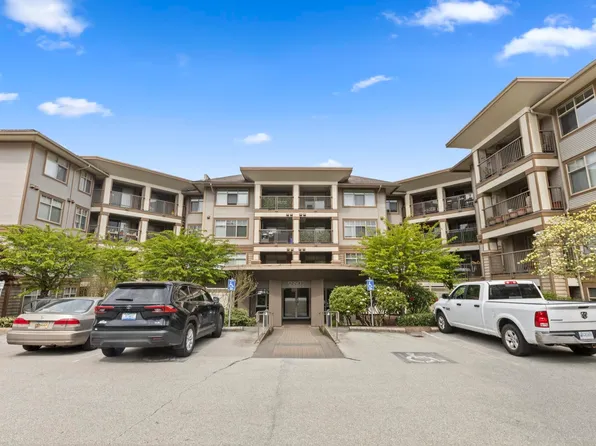 12248 224th St #302, Maple Ridge, BC V2X 8W6
