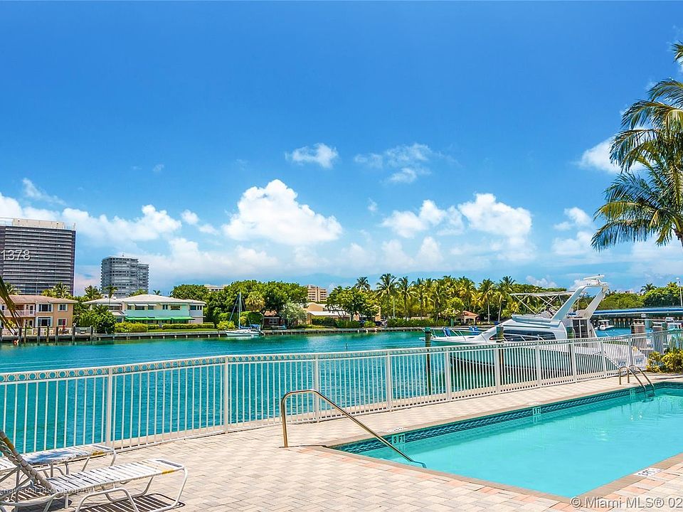 1st image of 9721 E Bay Harbor Dr APT 4D