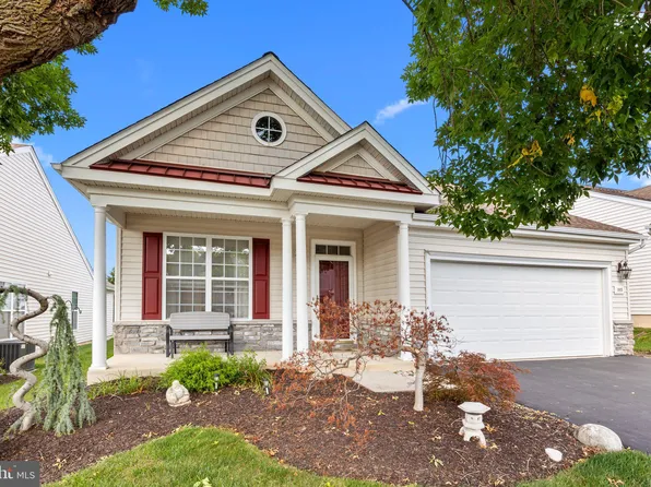 1015 Conway Ct, Warminster, PA 18974