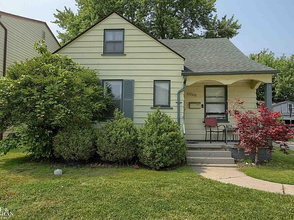 22410 Glen Ct, Saint Clair Shores, MI 48080 | Zillow