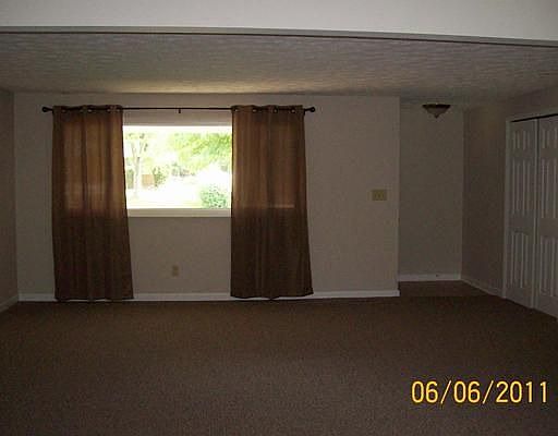 3rd image of 6317 Holbrook Dr