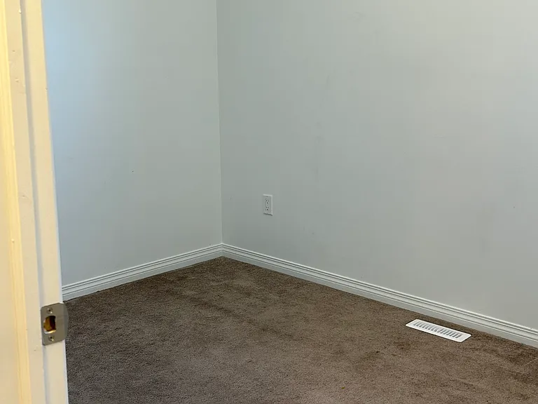 12521 77th St NW #BASEMENT — Photo 2
