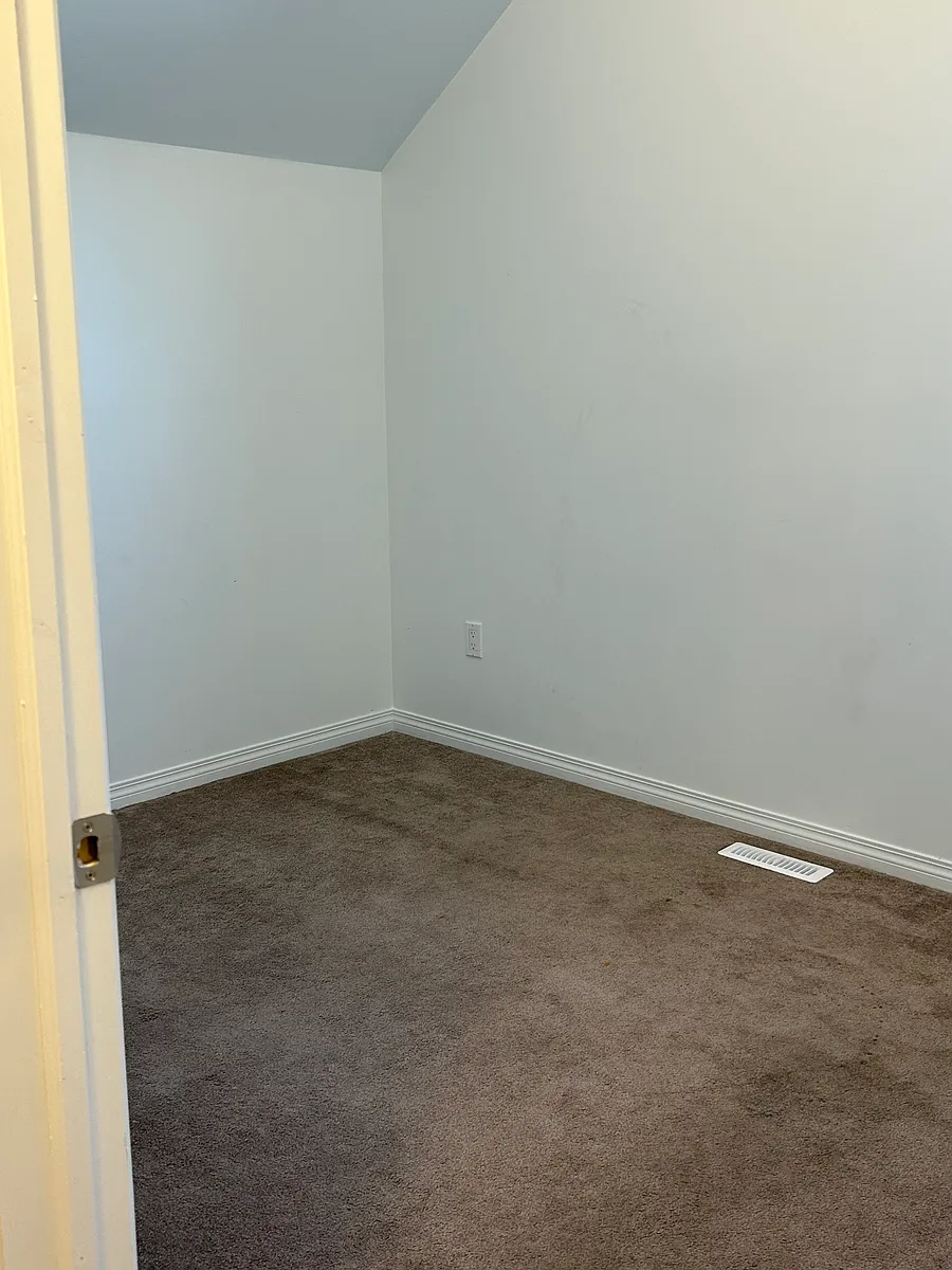 Building Photo - 12521 77th St NW #BASEMENT
