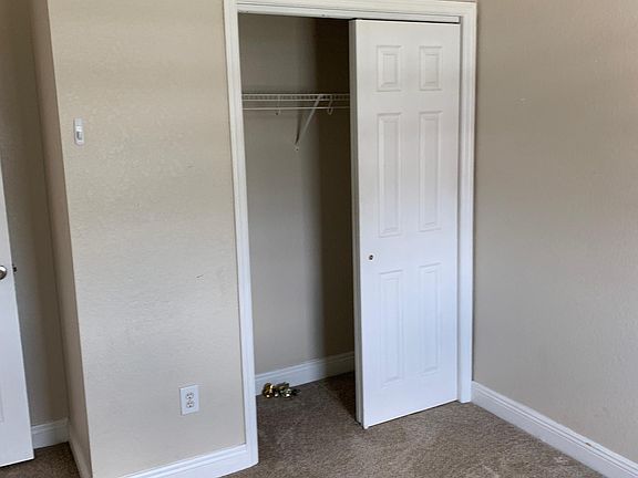 4th image of 1107 Islamorada Ln