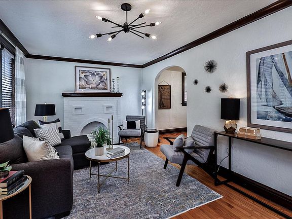 5th image of 7327 Chamberlain Ave