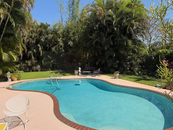 708 Westwind Dr, North Palm Beach, FL 33408