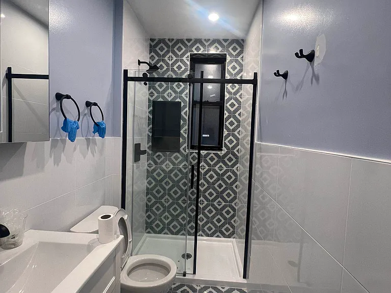 2831 Church Ave #2R — Photo 2