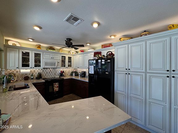 5th image of 9231 N CAMINO VISTA Lane