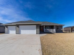 1612 S Wabash Ave, Hastings, NE 68901