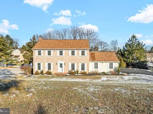 27 Newtown Woods Rd, Newtown Square, PA 19073